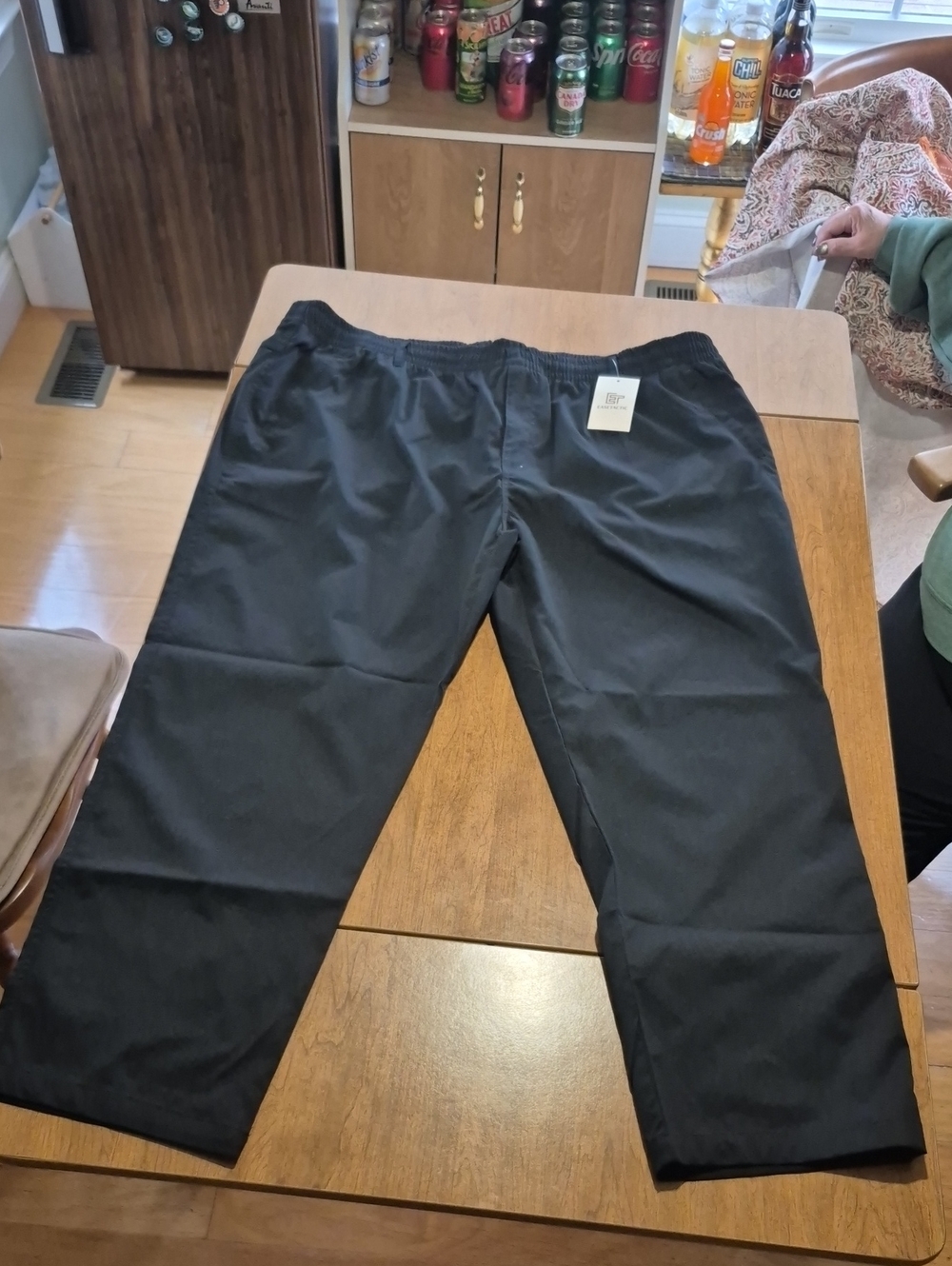 Men's Black Elastic-Waist Casual Pants